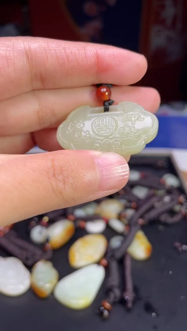 颈饰未镶嵌和田玉123