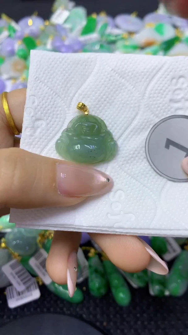 颈饰未镶嵌翡翠天然缅甸翡翠A货