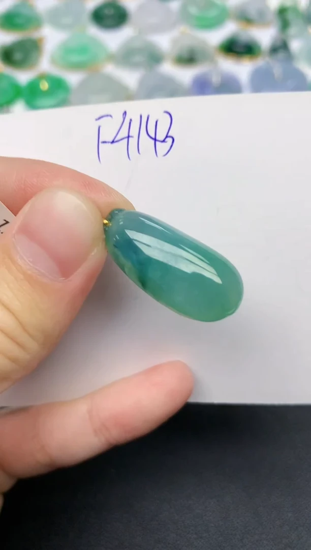 颈饰18K金镶嵌翡翠天然缅甸A货翡翠百元以上9元证书费自理