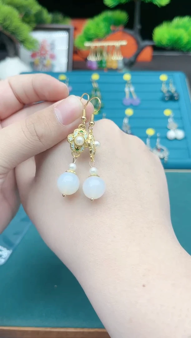 【闪购商品】玛瑙/玉髓耳钉银S925镶嵌325000