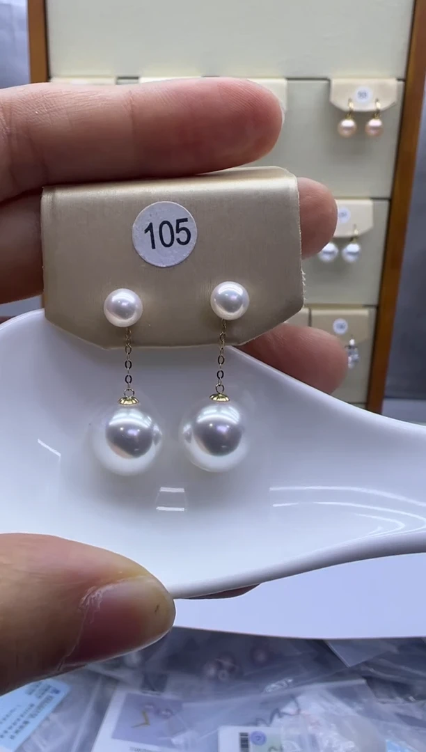18K金镶嵌耳饰淡水珍珠105