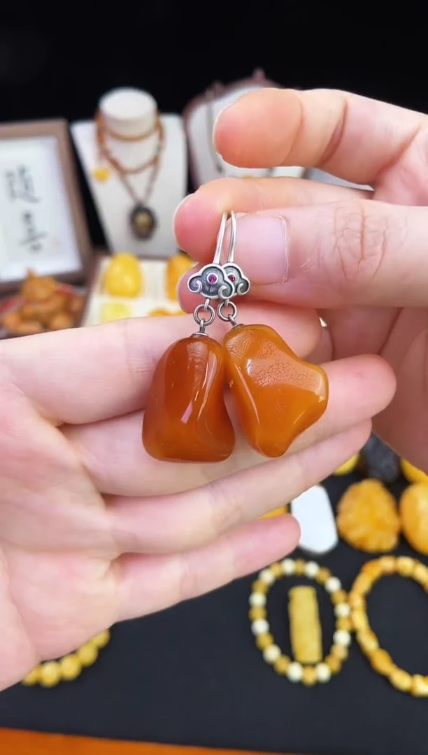 琥珀未镶嵌珠宝奇石柒月