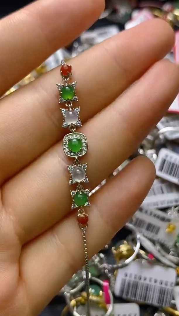 银S925镶嵌戒指翡翠百内无证书