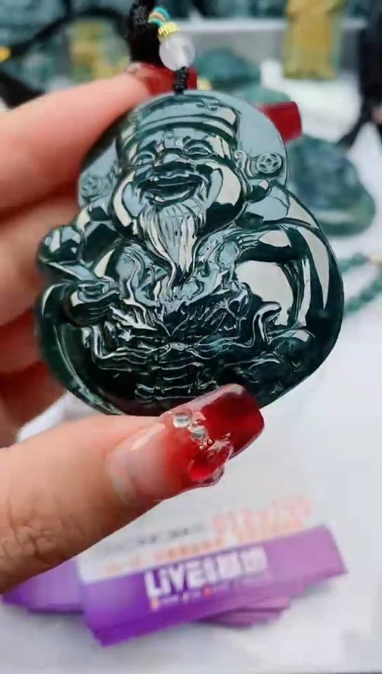 【闪购商品】翡翠颈饰未镶嵌