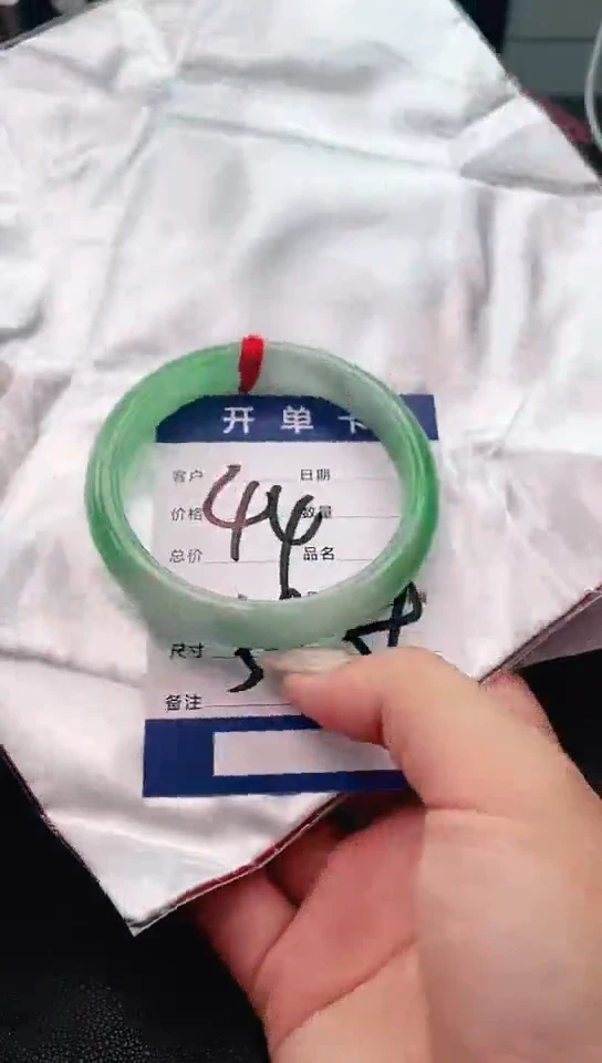 手镯圈口适合下单，圈口