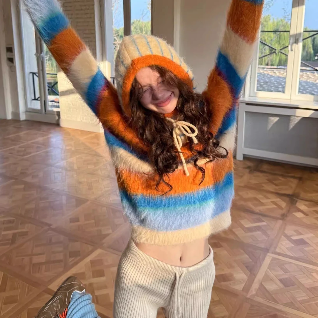 多巴胺彩色条纹设计感连帽毛衣女秋冬慵懒高级感时尚针织衫上衣潮