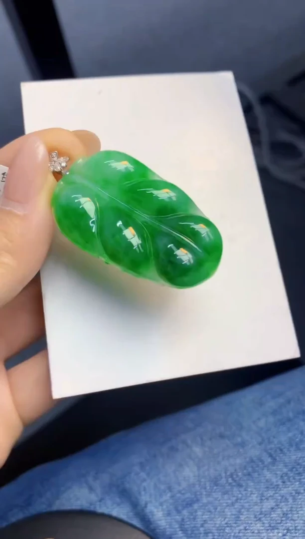 颈饰18K金镶嵌翡翠天然A货缅甸翡翠百元以上9元证书费自理