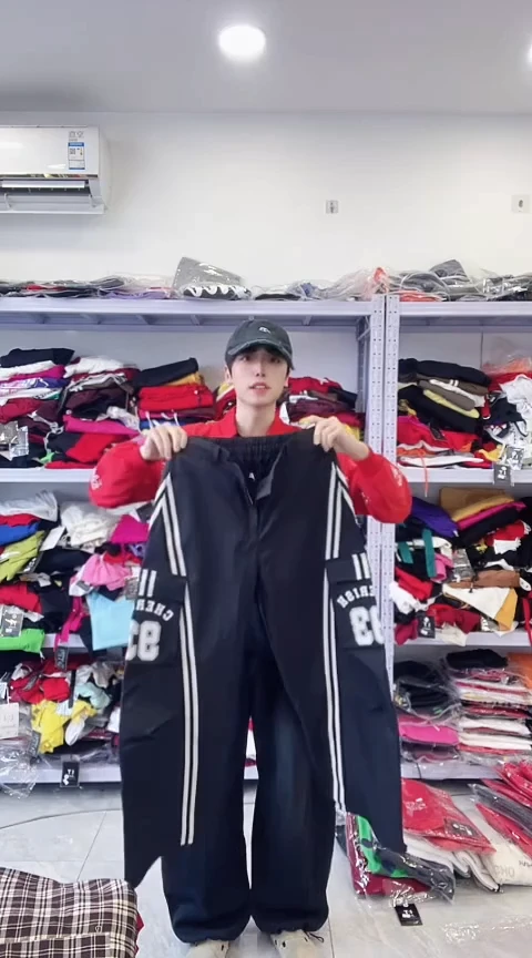 闪电购精品女装4L