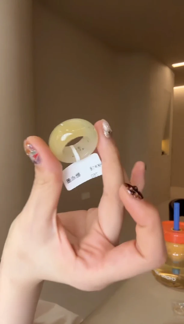 未镶嵌戒指和田玉18码百香果