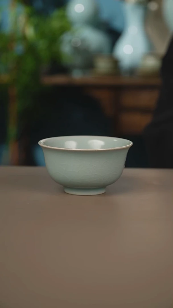 仿古压手杯微暇1