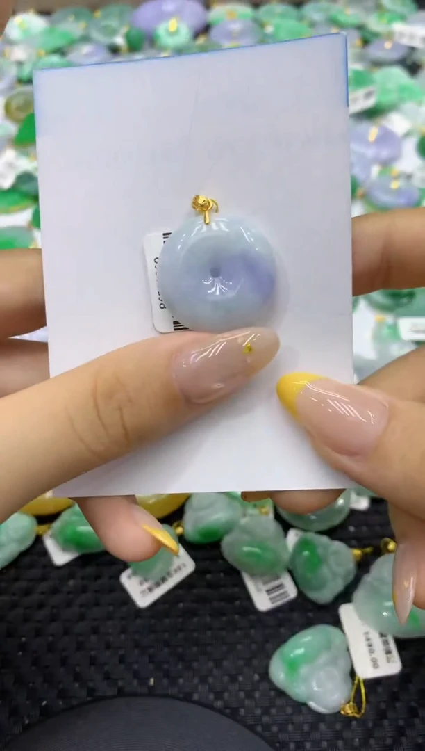 颈饰未镶嵌翡翠天然缅甸翡翠A货
