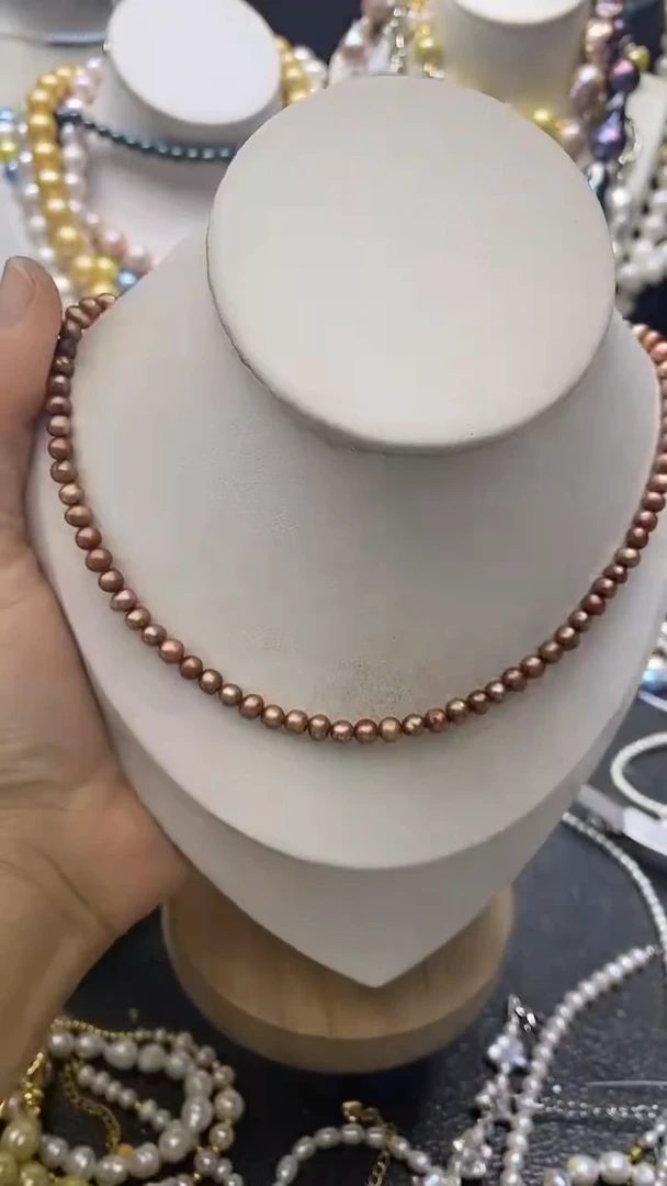 颈饰未镶嵌淡水珍珠多人