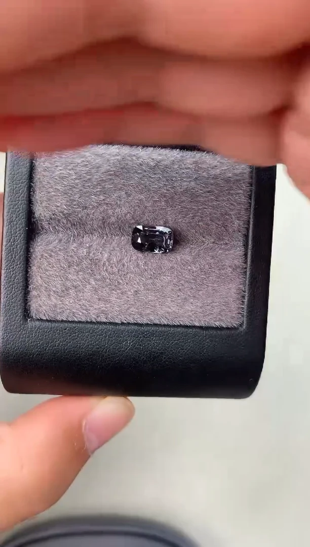 【闪购商品】定制尖晶石裸石未镶嵌1.86ct 枕型 金属色调