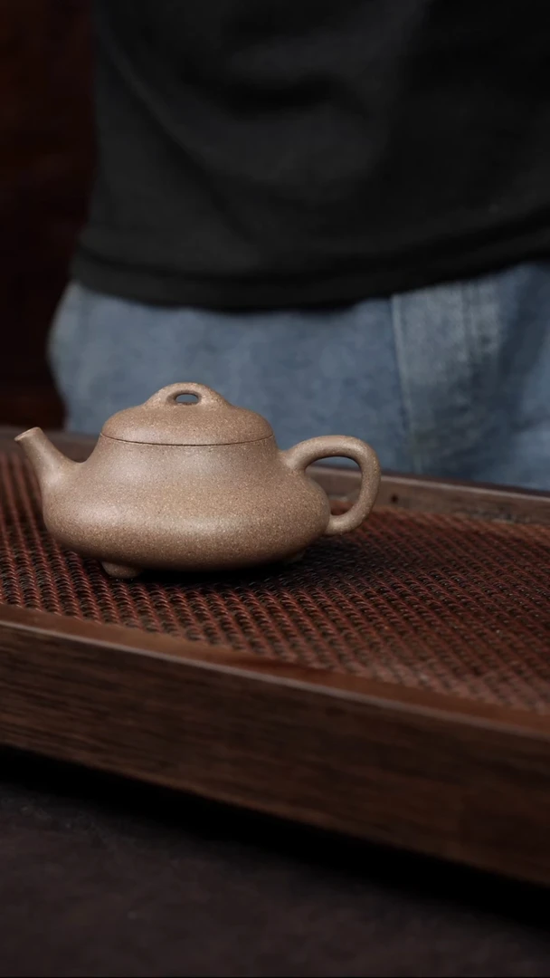 【闪购商品】紫砂茶壶高温红降坡乳瓢【带矿标证书】