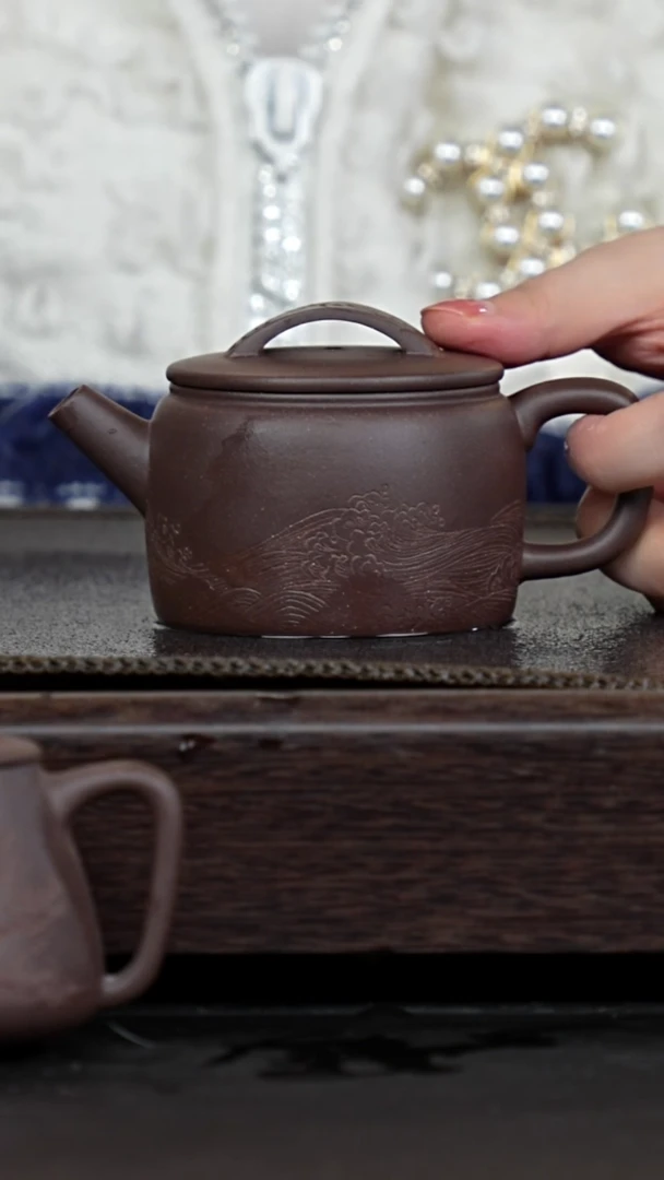 【闪购商品】紫砂茶壶乌泥刻绘风水水起