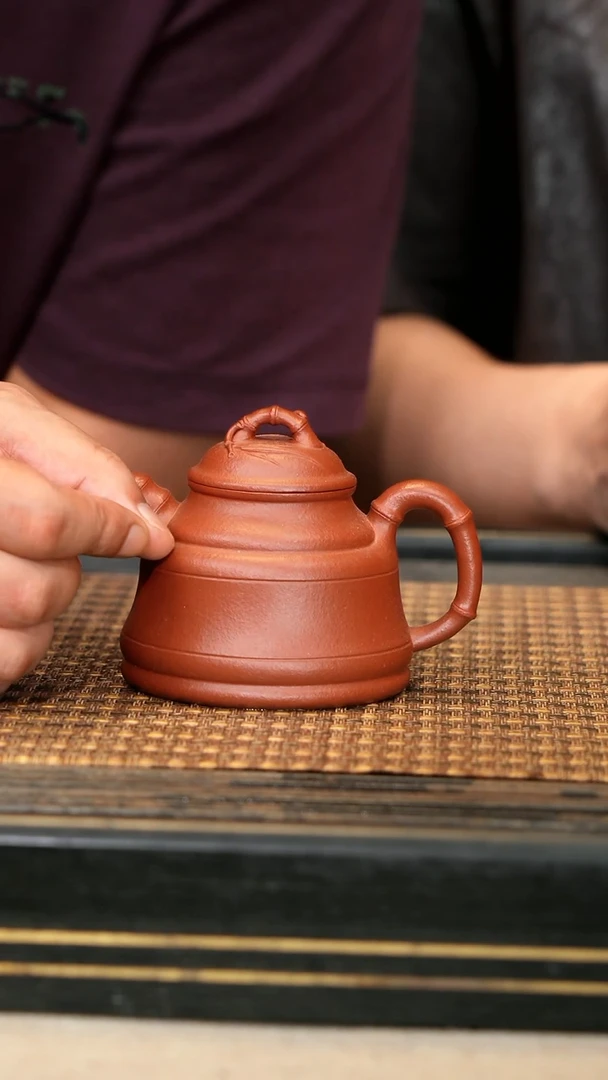 茶壶紫砂ZCJ64《竹鼎》绝红降坡