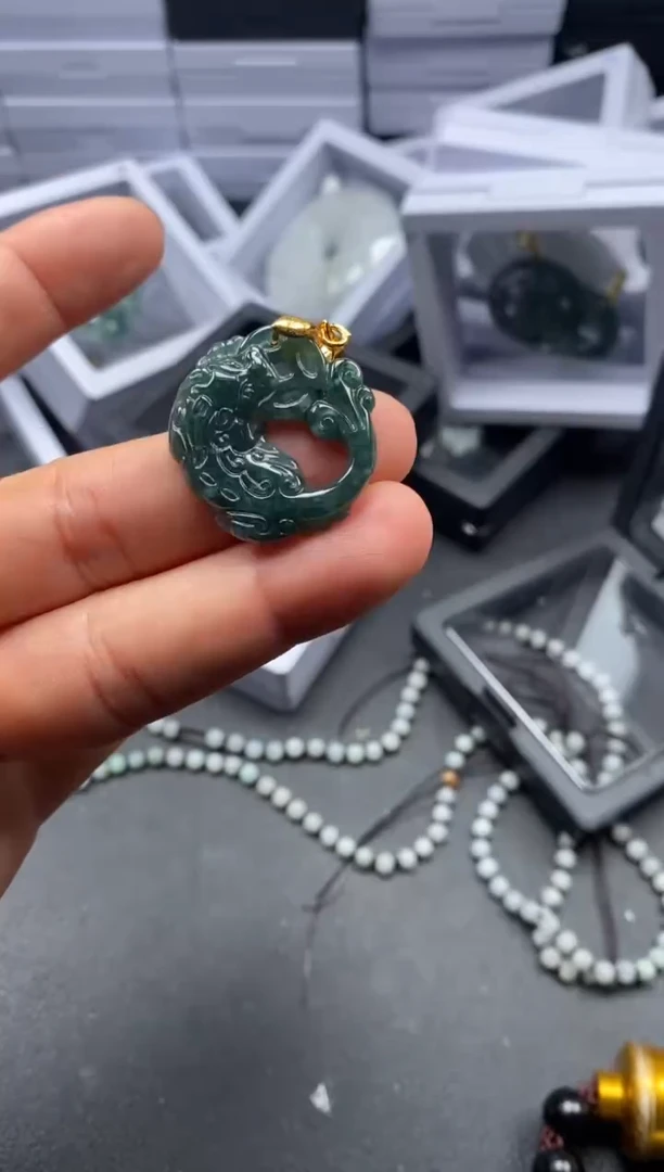 吊坠(不含链)未镶嵌翡翠3518