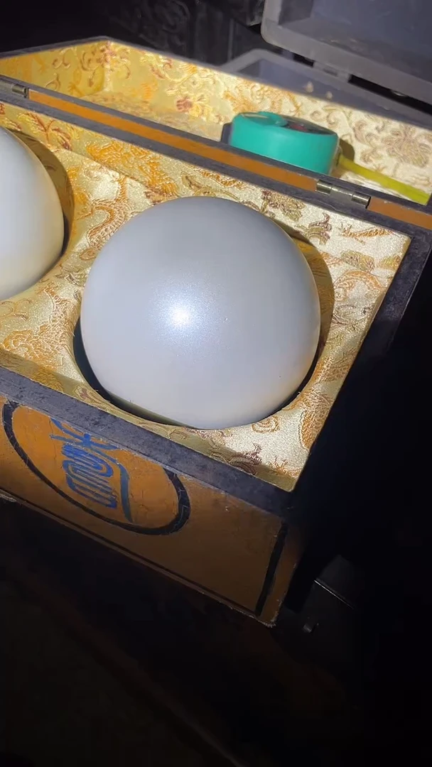 摆件贝壳圆球珠大颗一个