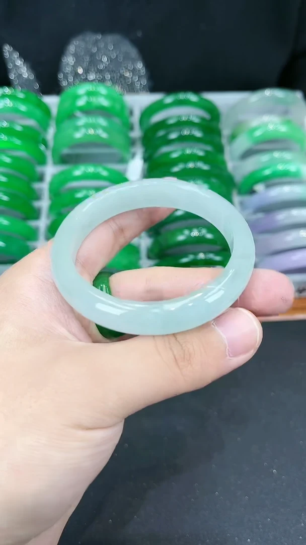 【闪购商品】砖雕s19 冰晴水手镯 圈口57.8