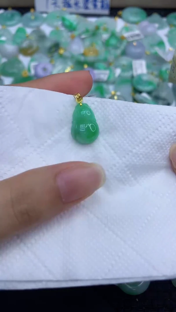 颈饰18K金镶嵌翡翠天然缅甸A货翡翠