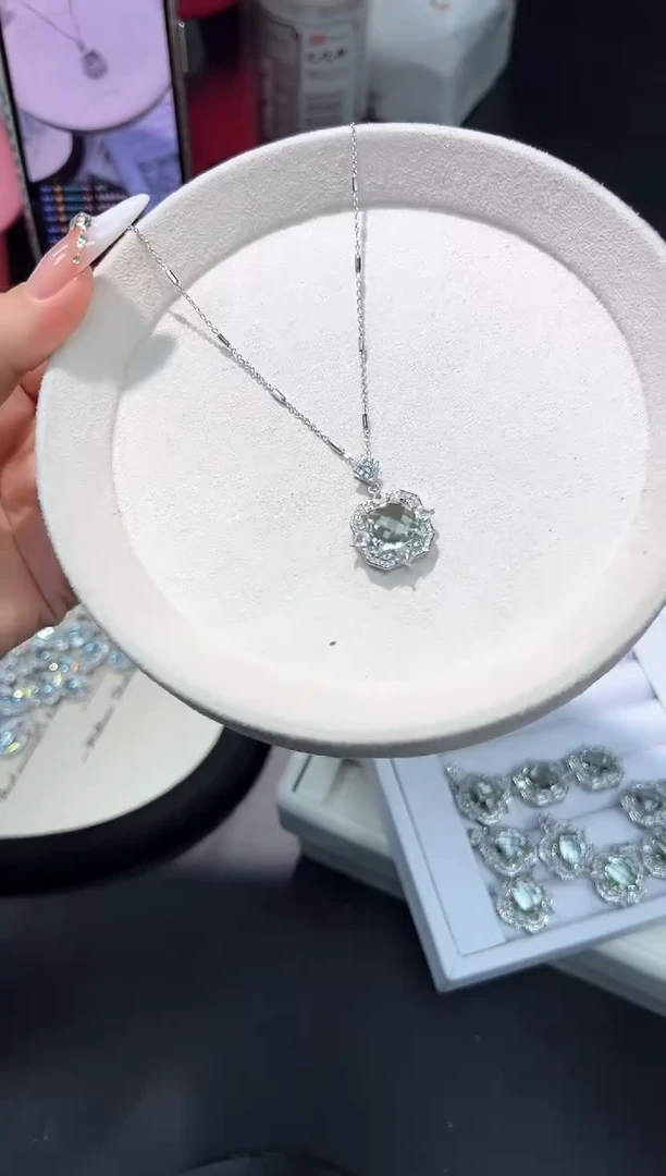 银S925镶嵌吊坠(不含链)绿水晶56j多样性发其一【1个】