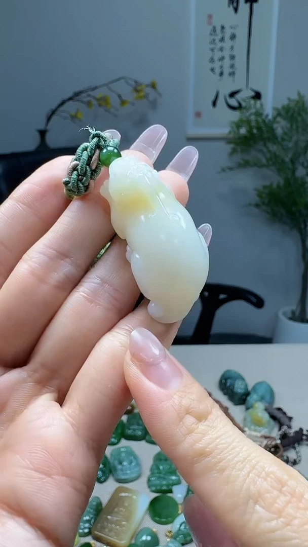 未镶嵌和田玉挂件1