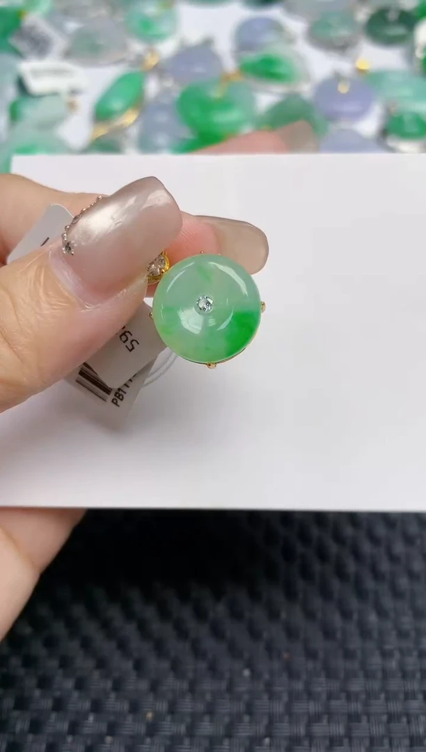 颈饰未镶嵌翡翠天然缅甸A货翡翠百元以上9元证书费自理