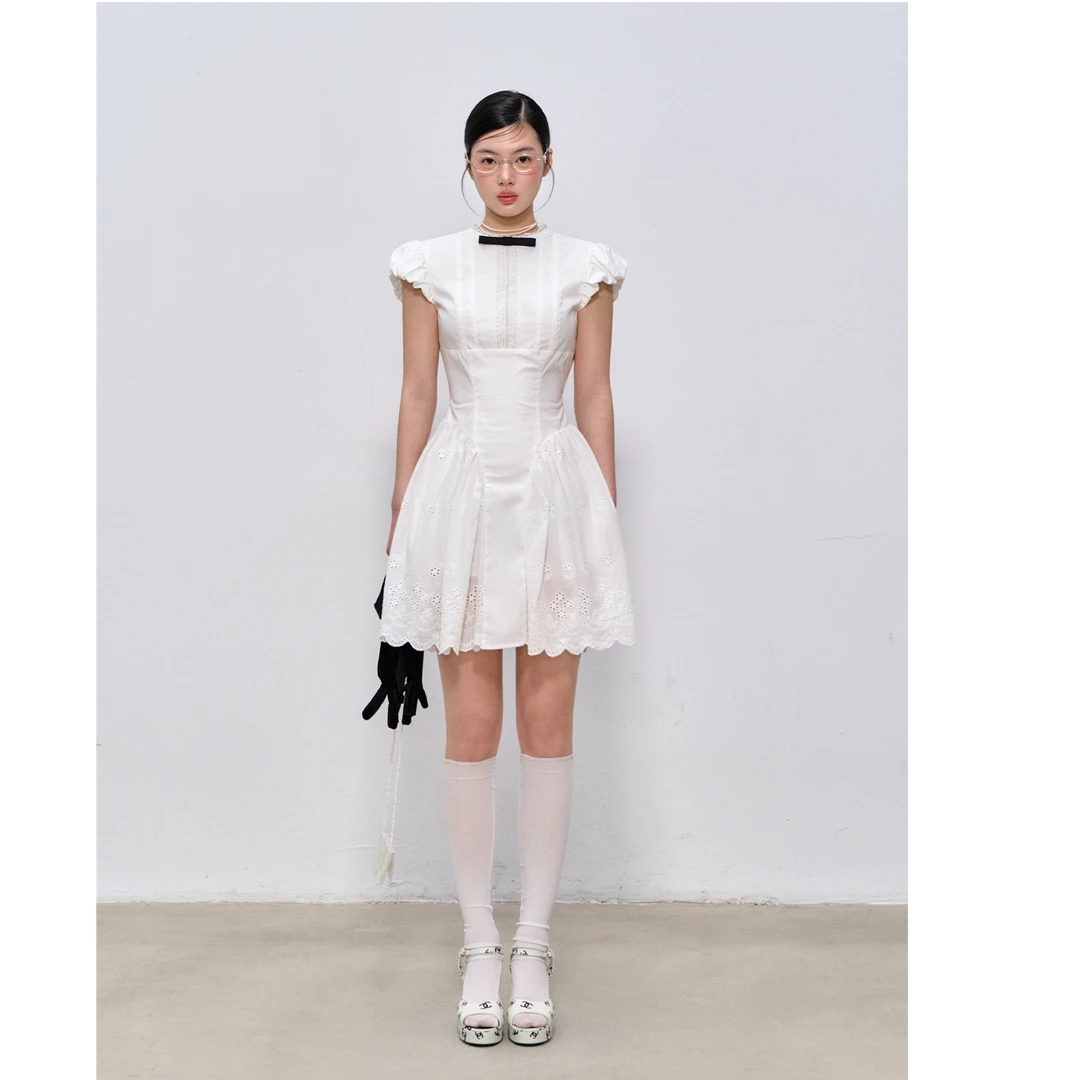 【LaluneDuCiel】LLDC百搭纯棉俏皮露背花苞袖连衣裙女LQDQ00744