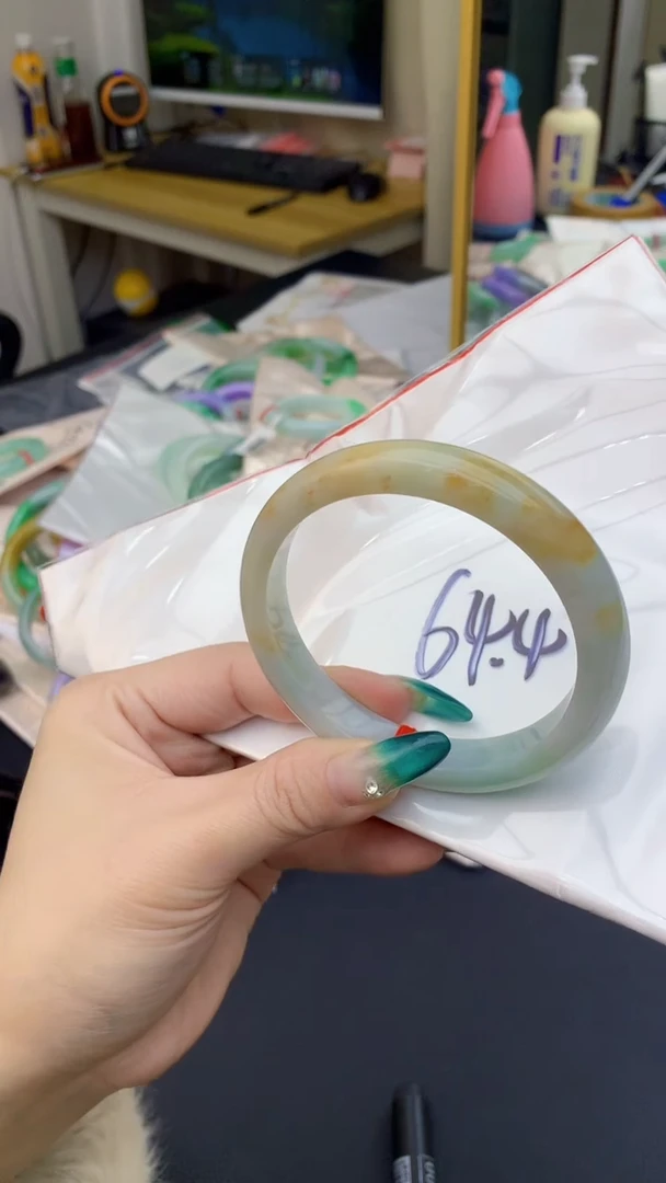 【闪购商品】翡翠手镯未镶嵌0313697857