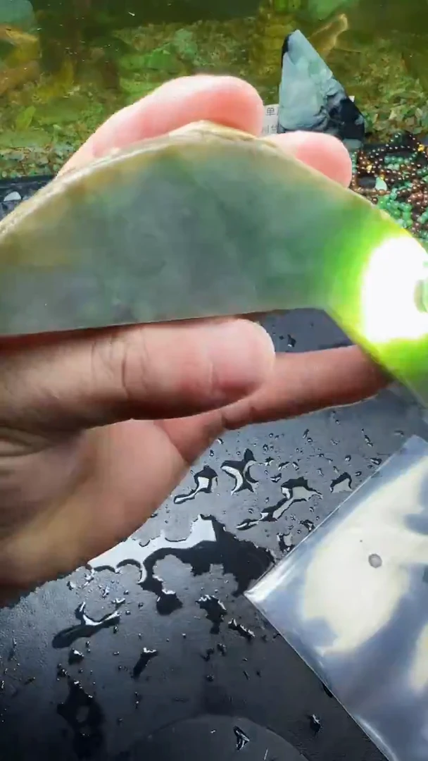 【闪购商品】翡翠颈饰未镶嵌037天然翡翠