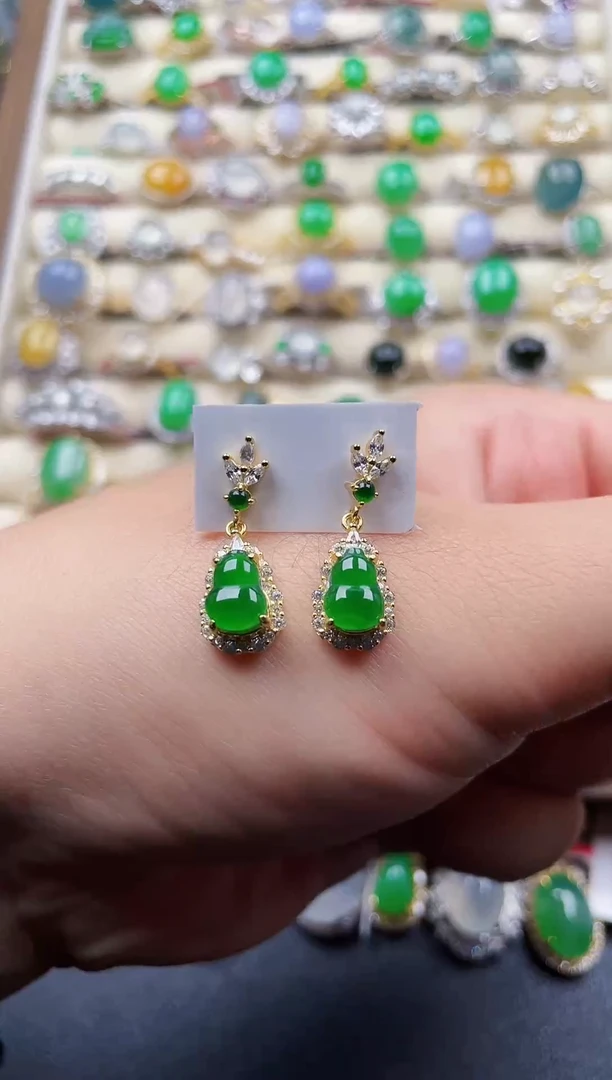 银S925镶嵌翡翠耳饰150