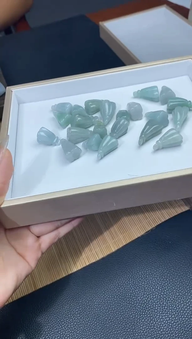 颈饰未镶嵌翡翠多样性发货其一1031002