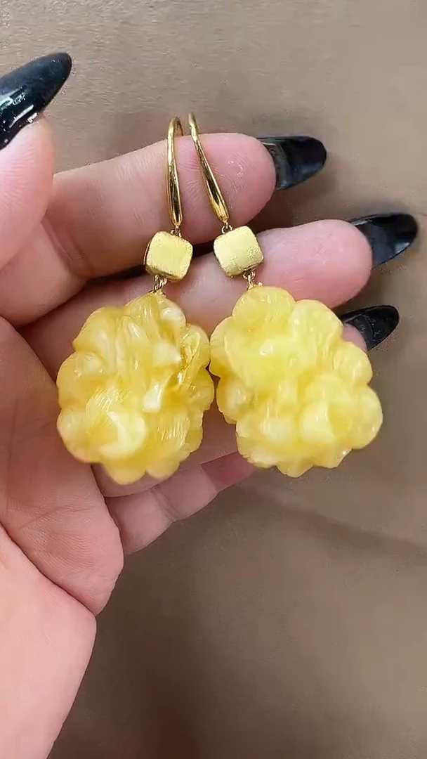 琥珀颈饰未镶嵌耳环