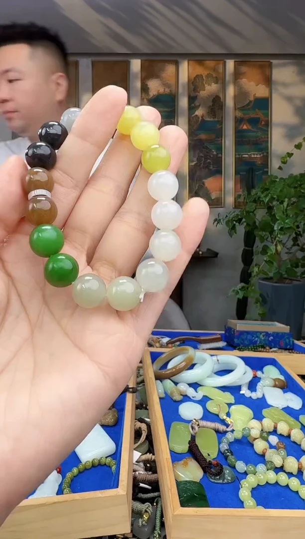 未镶嵌和田玉挂件拍一发一