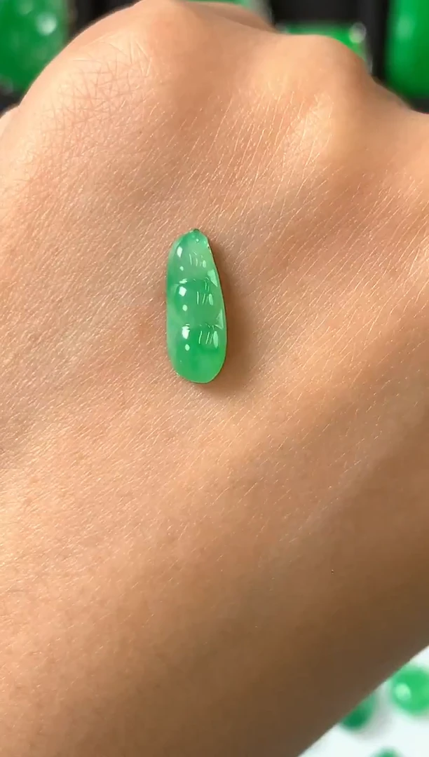 未镶嵌定制翡翠裸石（镶嵌定制）