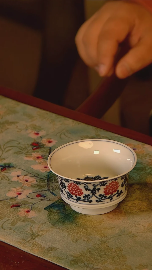 杯手工手绘杯杯很美丽