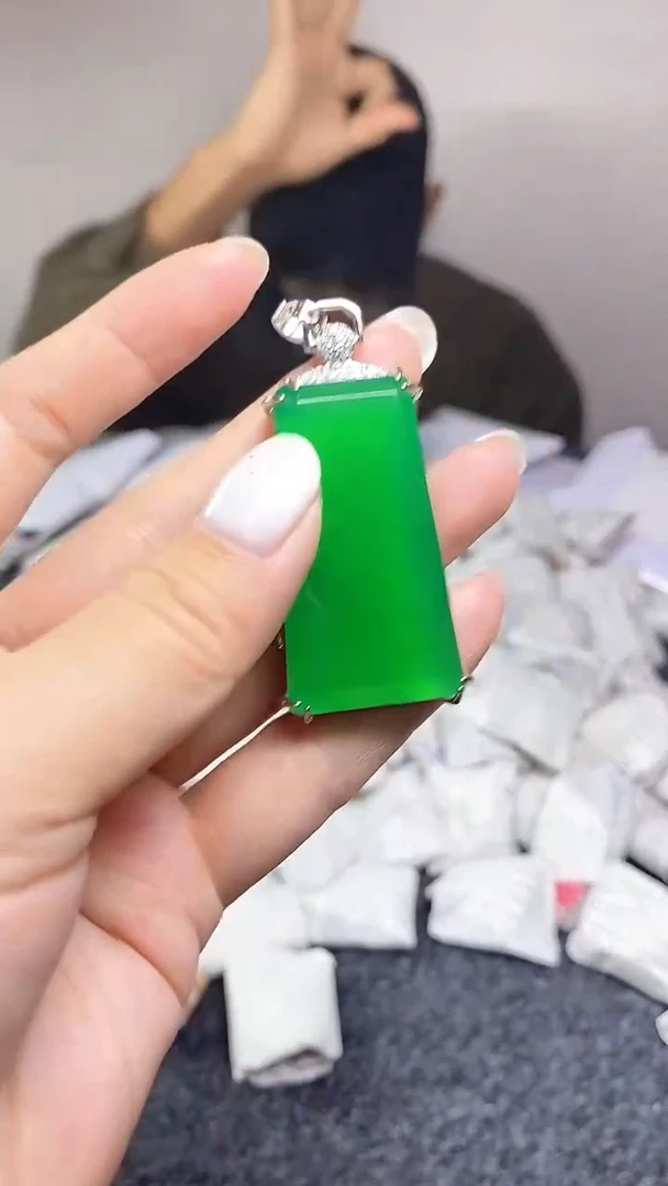 满色吊坠 所见即所得！