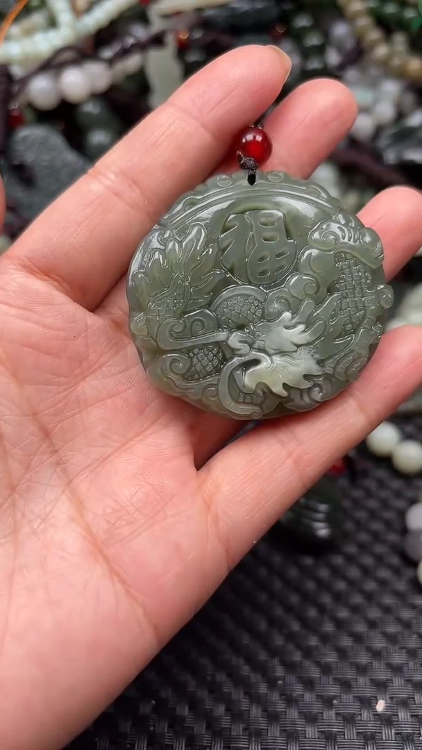 【闪购商品】和田玉颈饰未镶嵌.