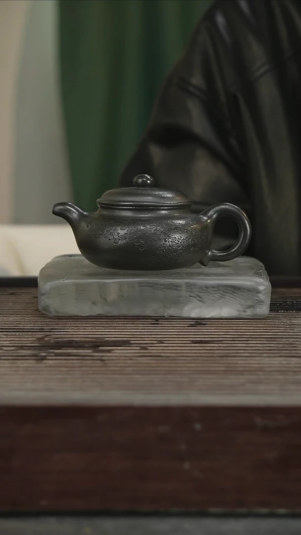 茶壶紫砂52号200CC