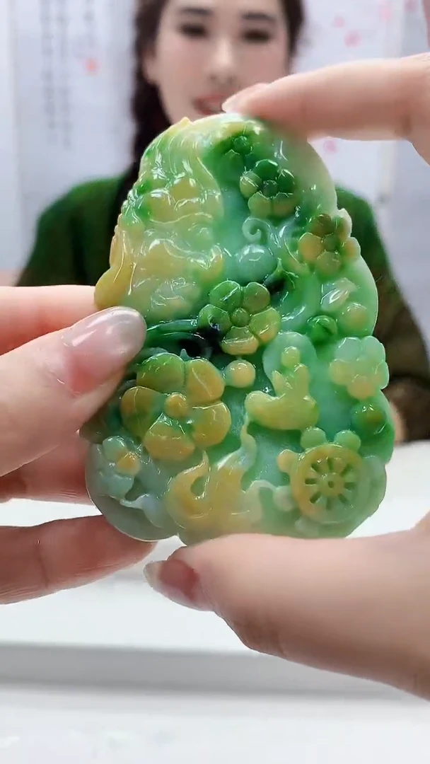 定制翡翠未镶嵌4829lr-毛货挂件181