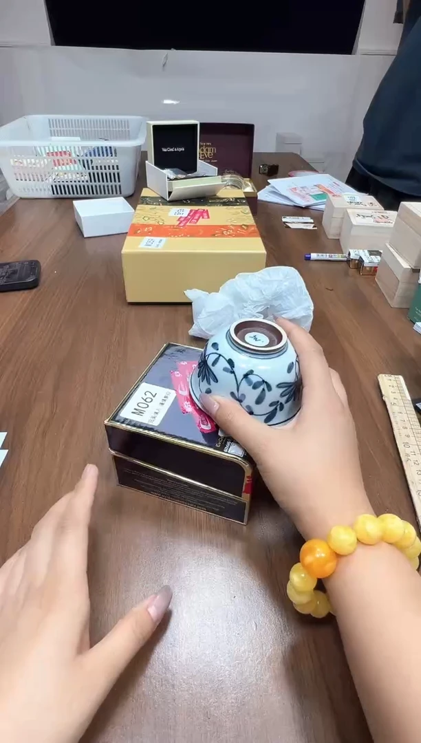 瓷片M062点关注卡灯牌下单就包邮