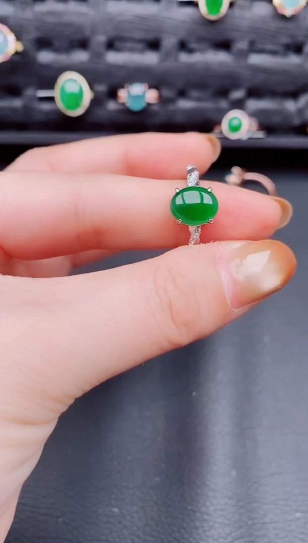 【闪购商品】翡翠戒指银S925镶嵌天然a货翡翠828