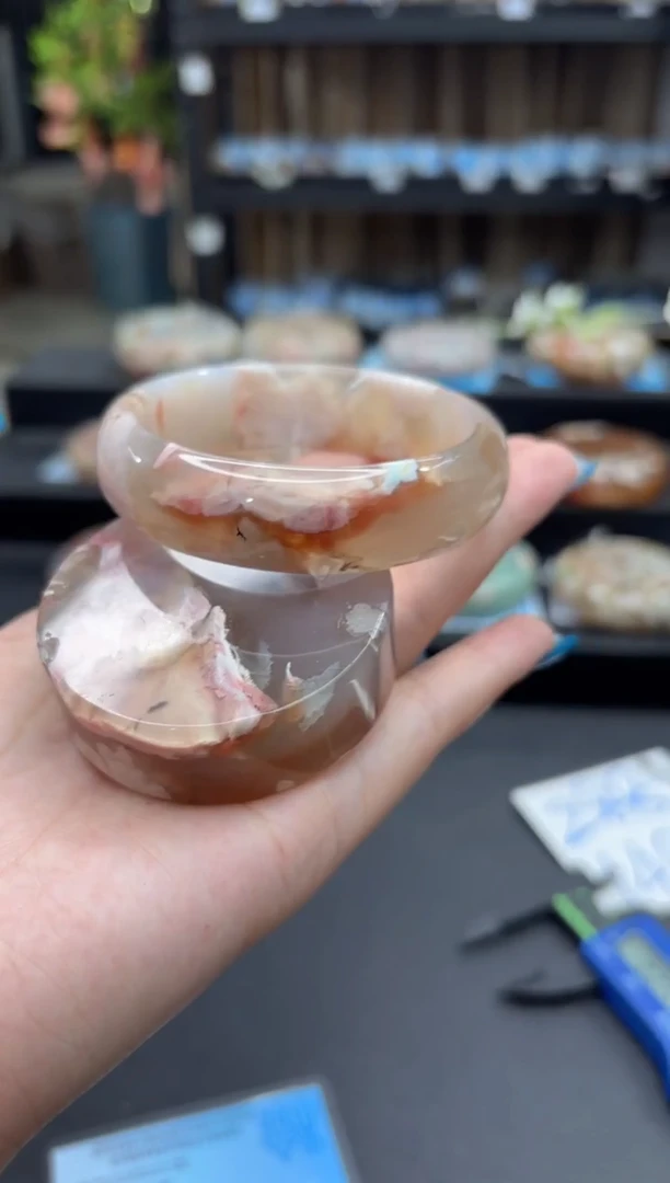 未镶嵌手镯石英质玉742(59圈赠送镯心)