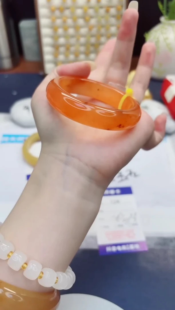 未镶嵌手镯石英质玉124-财气镯-圈口54
