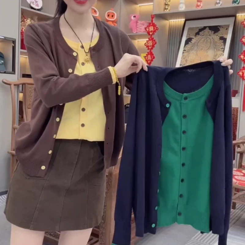 2025早秋新款百搭圆领撞色假两件针织开衫女韩系设计感休闲上衣潮