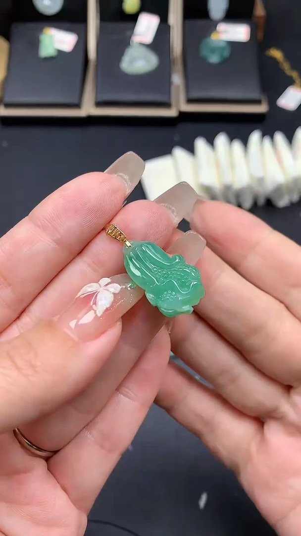 【闪购商品】翡翠吊坠(不含链)18K金镶嵌MS151236