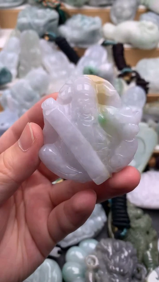 吊坠(不含链)未镶嵌翡翠1