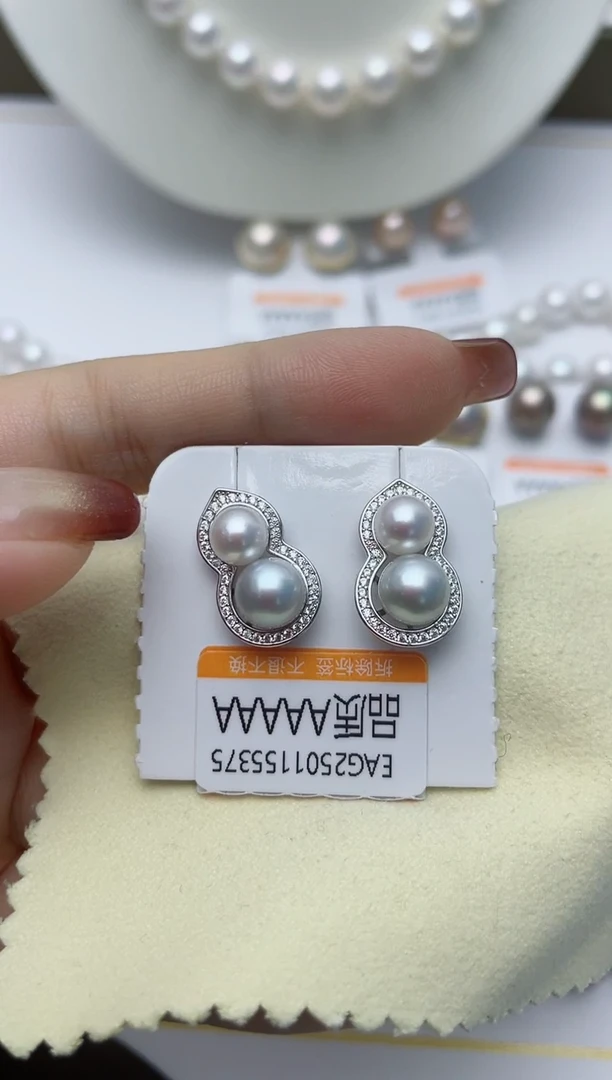 【闪购商品】海水珍珠耳饰银S925镶嵌W46