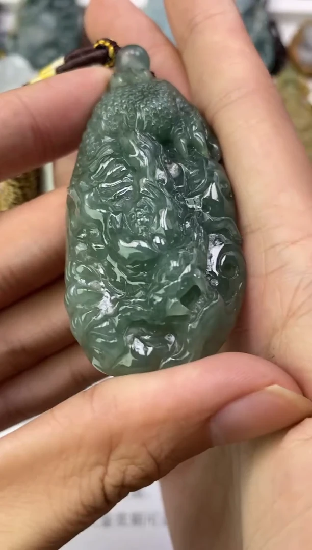 翡翠未镶嵌颈饰C****n天然翡翠