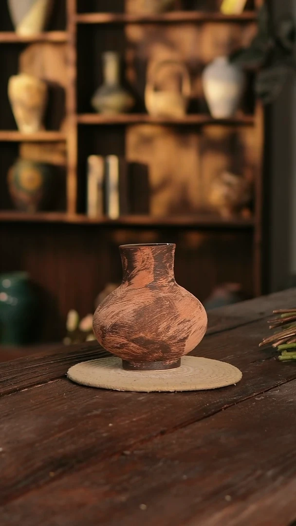 摆件27-398 陶瓷花器高18口径8